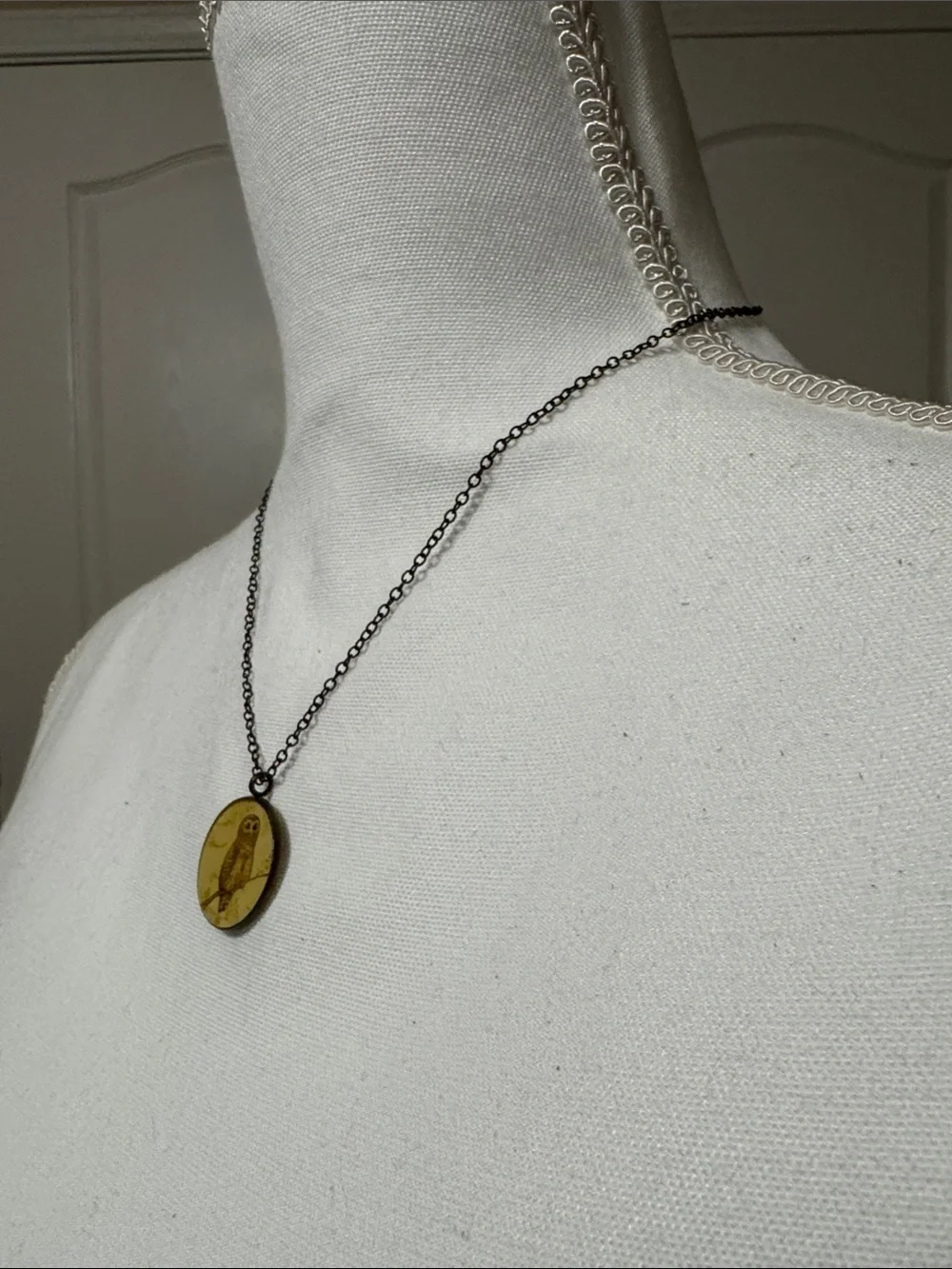 Vintage-Inspired Yellow Owl Pendant Necklace - Women's Jewelry